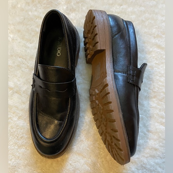 Mens size 5 women’s size 7 shoes - Picture 2 of 7